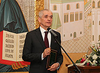 Геннадий Онищенко